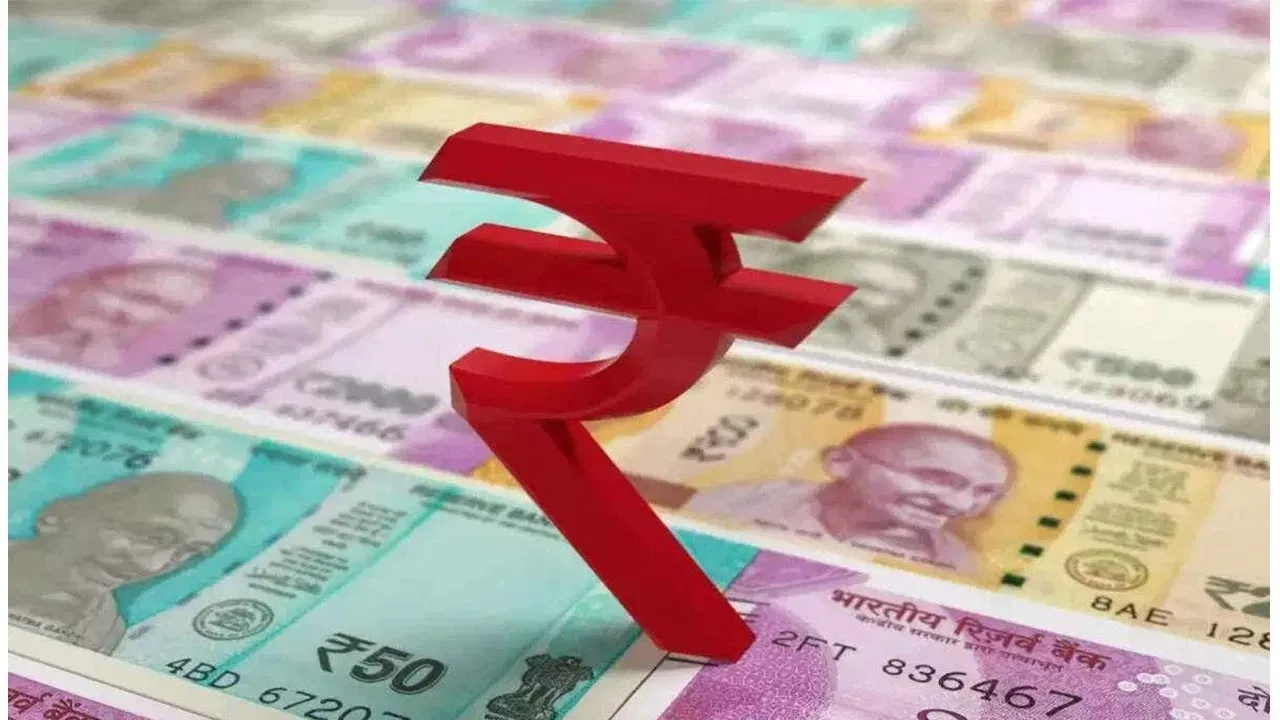 100 सालों में कैसा रहा भारतीय मुद्रा का सफर? समय के साथ कितनी गिरावट आई?