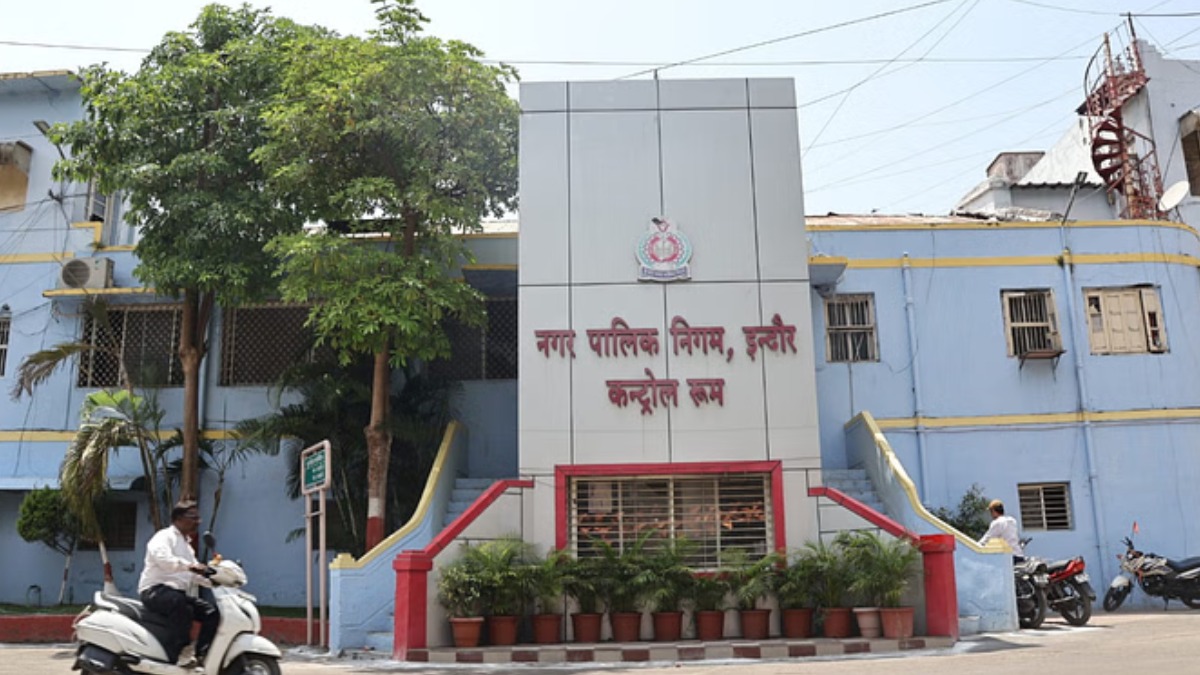 टैक्स बचाने की चाल, शो से पहले इंदौर में बदला आयोजन स्थल