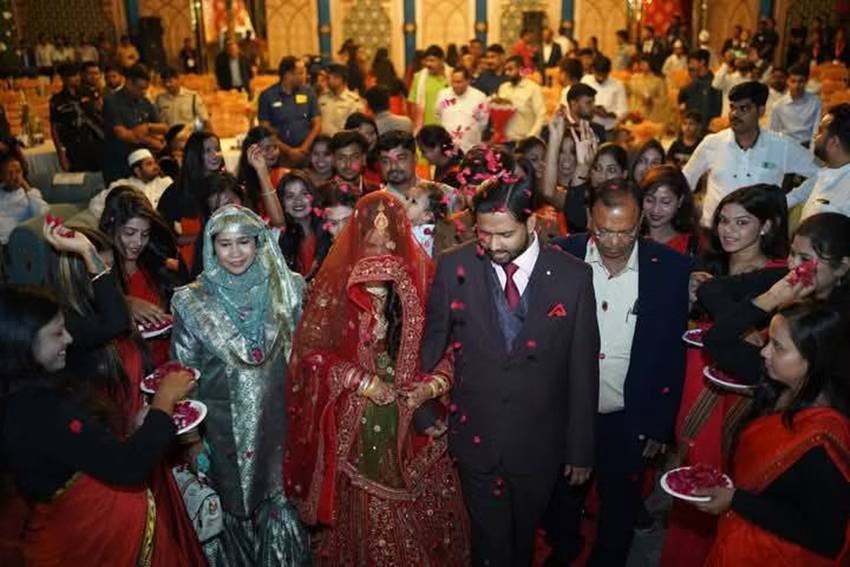 नई शुरुआत, नया साथ, खान सर ने शुरू की नई पारी, देखिए जीवनसंगिनी की खूबसूरत तस्वीरें