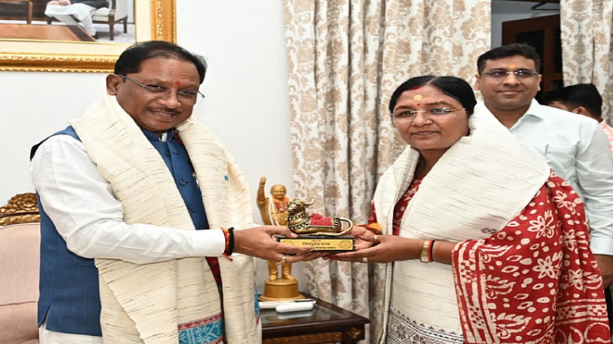 महिला-बाल कल्याण पर केंद्र-राज्य संवाद, सीएम साय से मिलीं केंद्रीय मंत्री सावित्री ठाकुर
