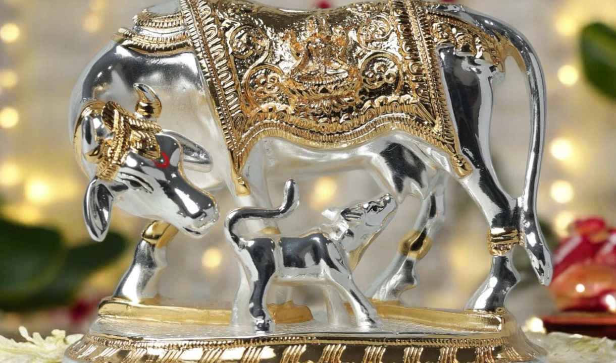 कामधेनु मूर्ति