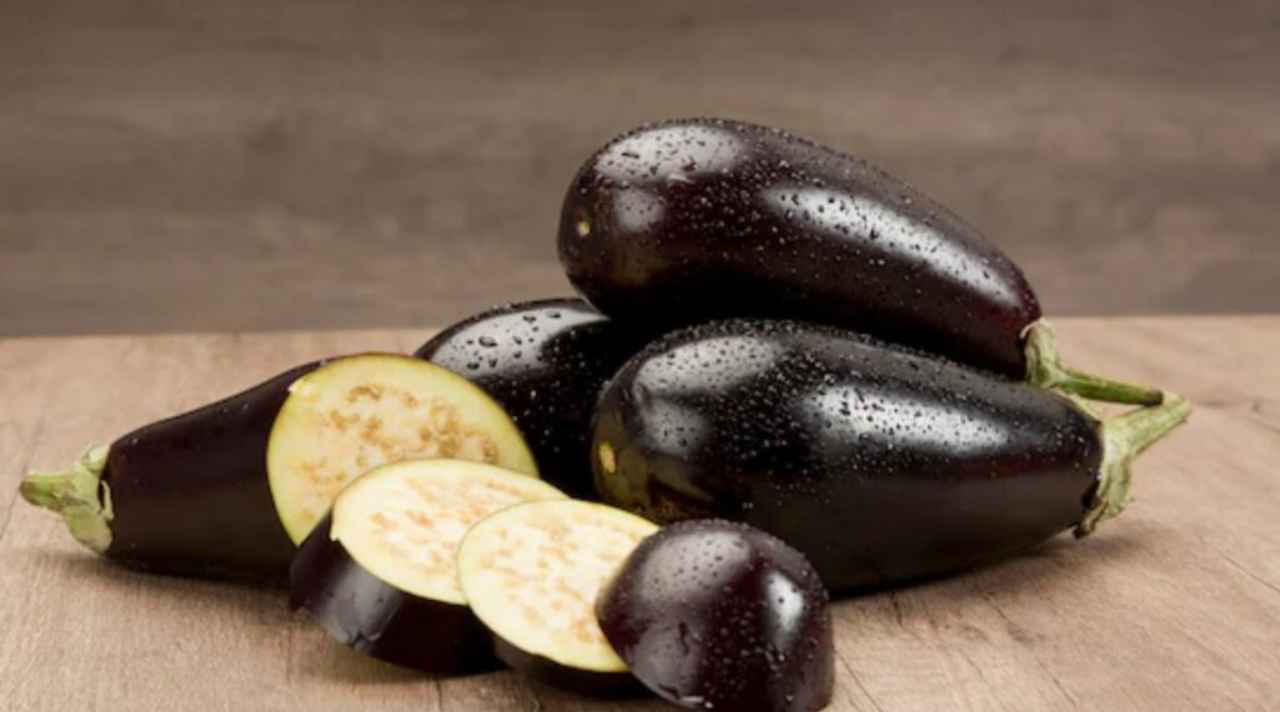 Should we eat brinjal in rainy season or not