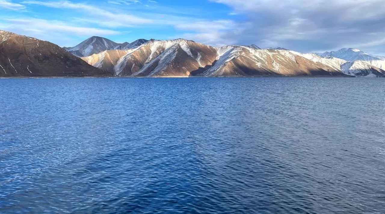 color changing lakes