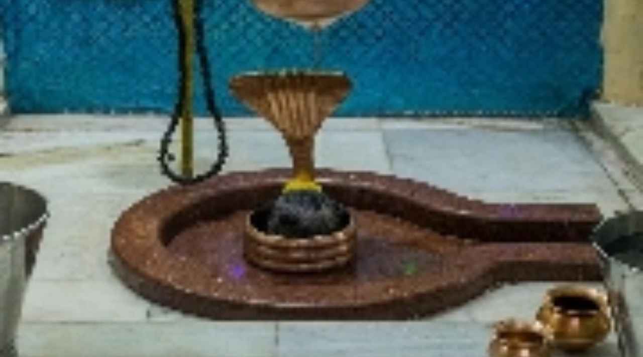 सावन सोमवार को शिव मंत्रों के साथ करें ये 5 काम