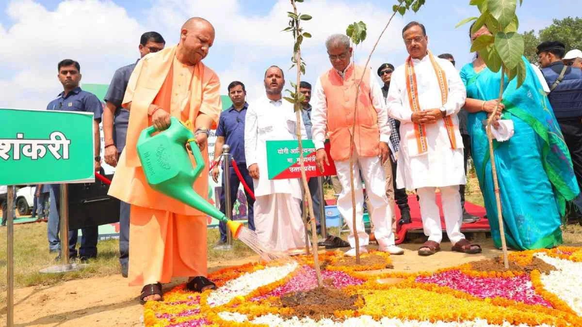 यूपी में नई पहल हर बच्चे के नाम पर लगाया जाएगा पौधा, पेड़ लिखा होगा बच्चे का नाम