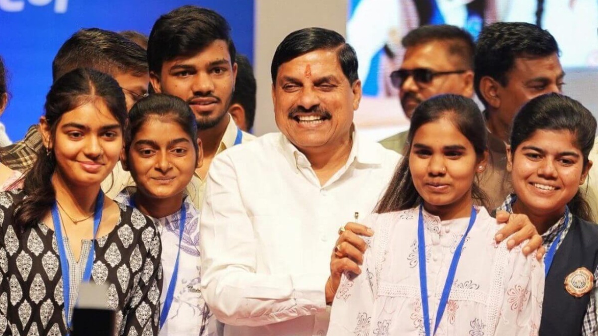मेधावी छात्रों के लिए बड़ा तोहफा, सीएम मोहन यादव विद्यार्थियों को इस दिन बाटेंगे लैपटॉप