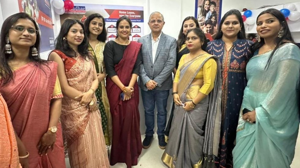 आधार हाउसिंग फाइनेंस ने इंदौर में महिलाओं द्वारा संचालित अपनी पहली शाखा का किया उद्घाटन