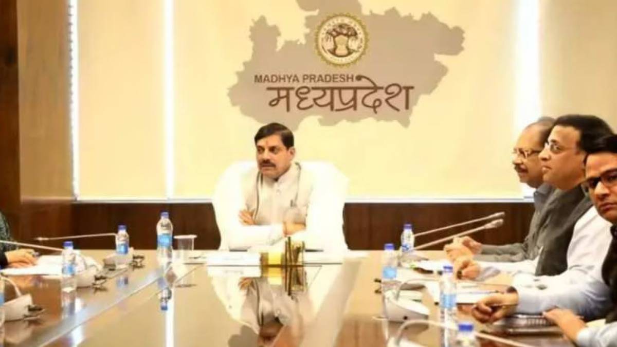 कैबिनेट में आज होंगे अहम फैसले, बिजली कंपनियों के स्ट्रक्चर में बदलाव पर प्रस्ताव तैयार, आंगनबाड़ी केंद्रों को भी मिलेगी मंजूरी