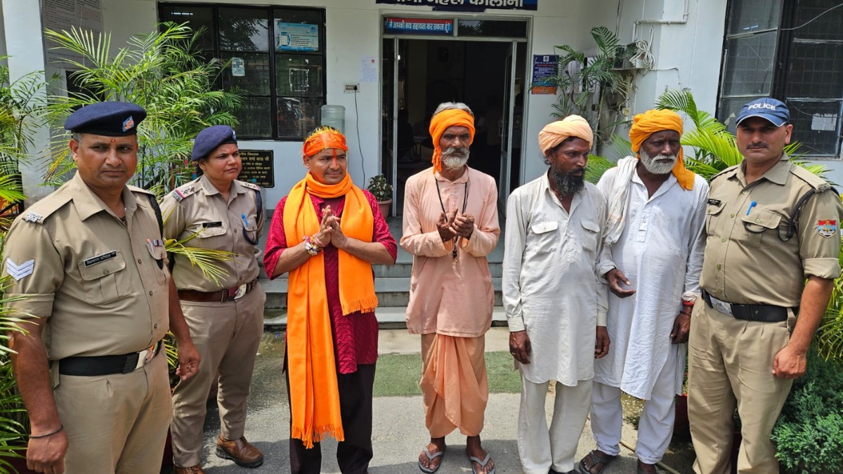 ऑपरेशन कालनेमि में पुलिस की बड़ी कार्रवाई, 38 ढोंगी बाबा किए गए गिरफ्तार