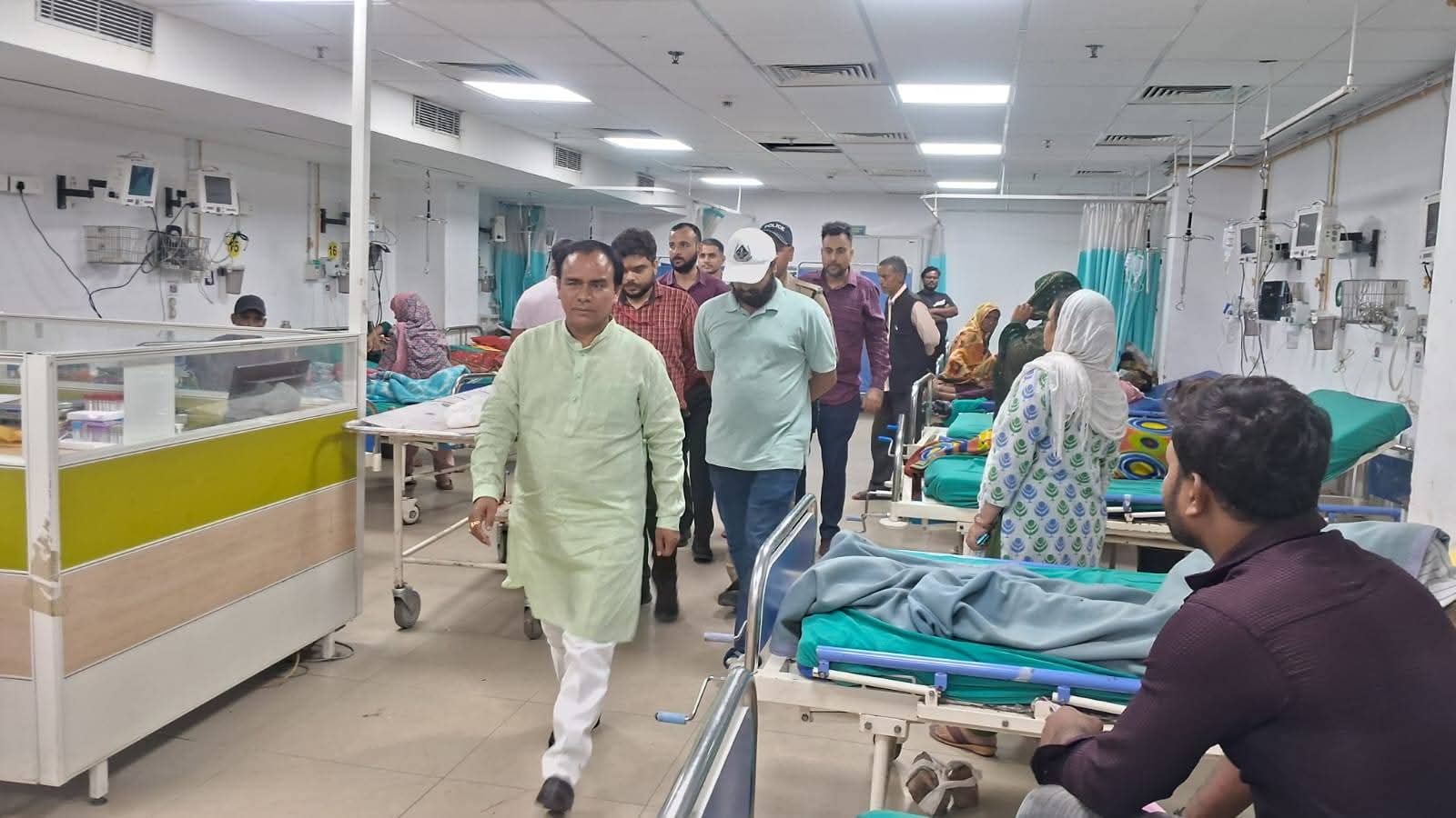स्वास्थ्य मंत्री डॉ. रावत ने परखी दून और कोरोनेशन अस्पताल की व्यवस्थाएं, मरीजों के गुणवत्तापरक उपचार व साफ़- सफाई के दिए निर्देश