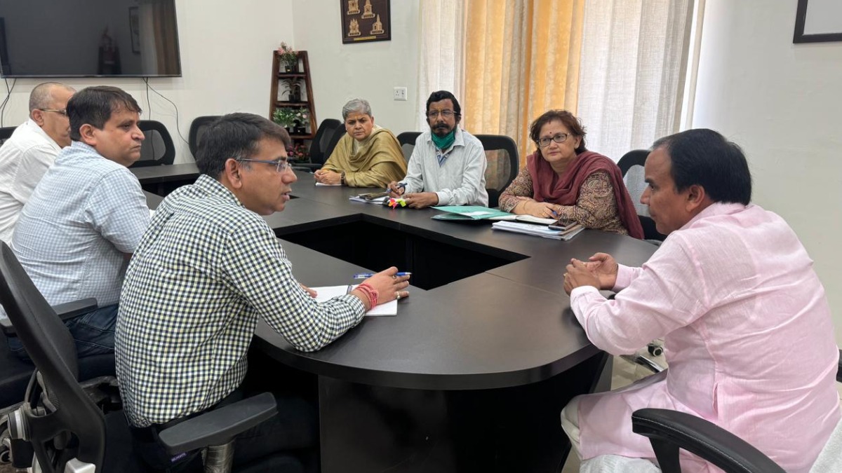 सहकारिता में व्यावसायिक नवाचारों को किया जायेगा प्रोत्साहित- डॉ धन सिंह रावत
