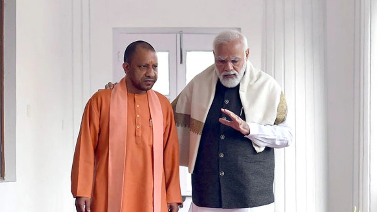पीएम का वाराणसी आगमन, सीएम योगी तैयारी परखने आएंगे, अफसरों संग करेंगे बैठक