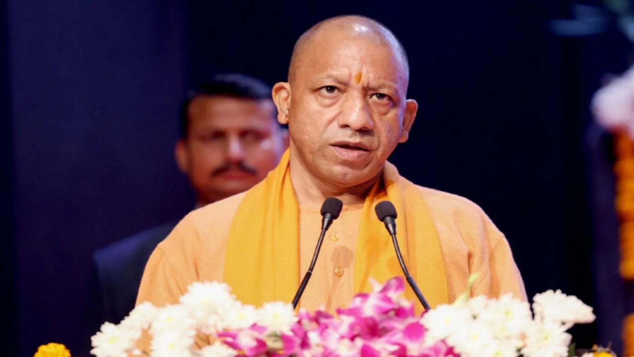 यूपी में स्कूल विलय पर बोले सीएम योगी- संसाधन बेहतर होंगे, पढ़ाई में आएगा सुधार