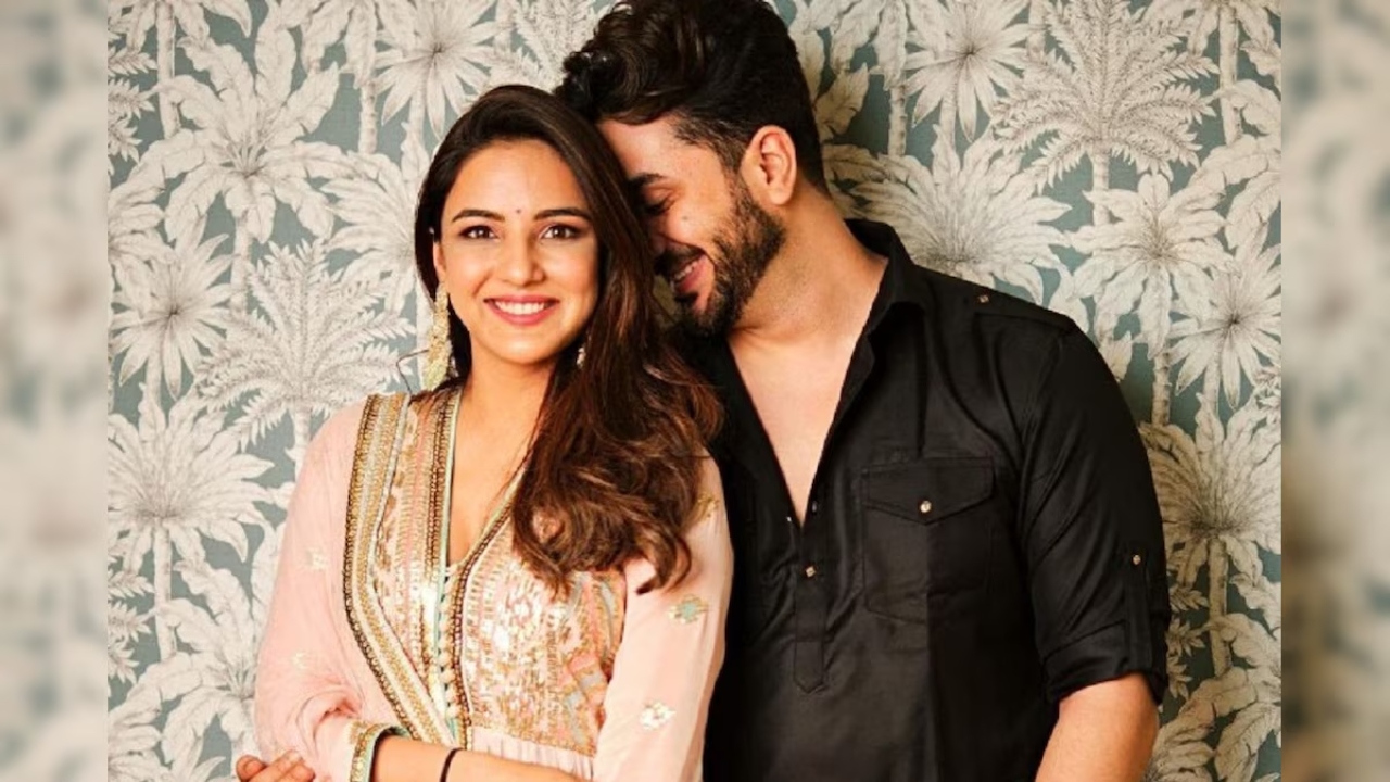 Jasmin Bhasin ने गोवा में मनाया 35वां बर्थडे