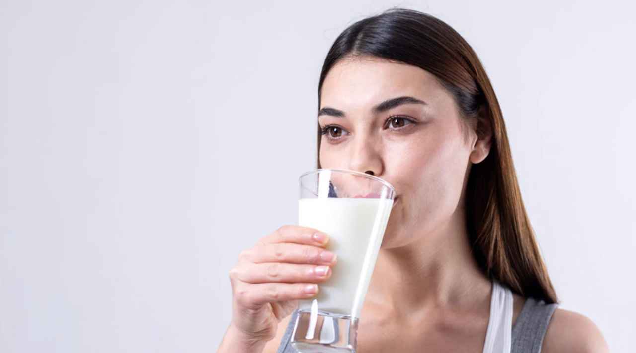 drink milk befor sleeping at night