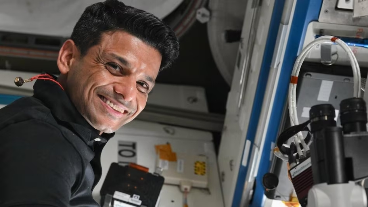अंतरिक्ष से धरती की ओर रवाना होंगे शुभांशू शुक्ला