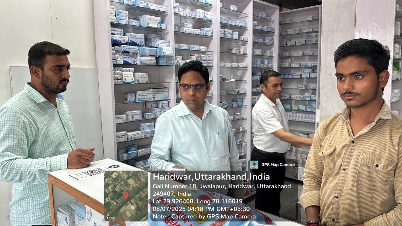 एफडीए की छापेमारी में बड़ा खुलासा, ऋषिकेश-हरिद्वार में दवा विक्रेताओं की अनियमितताएं उजागर, कई फर्मों पर कार्रवाई तय