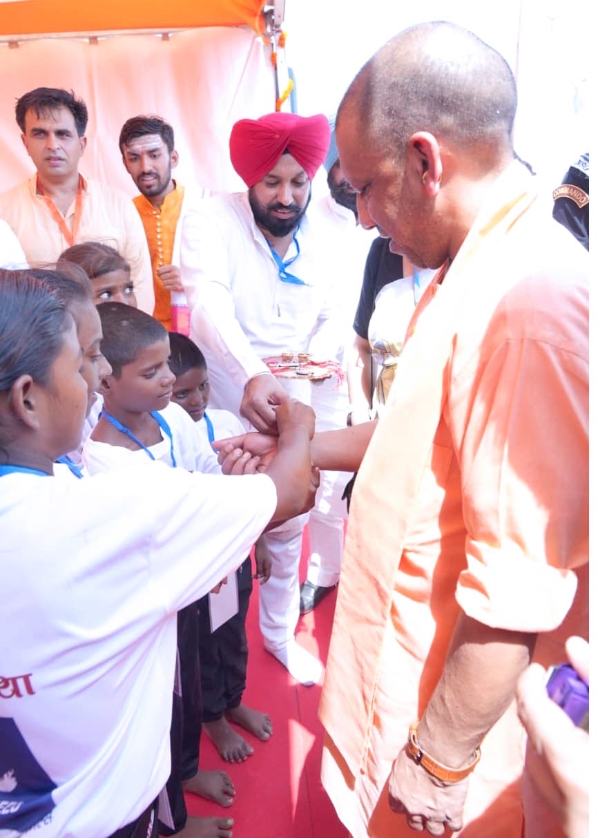 मुख्यमंत्री योगी ने सम्भल में 659 करोड़ लागत की 222 विकास परियोजनाओं का लोकार्पण और शिलान्यास किया