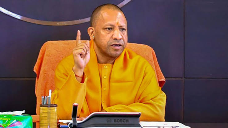 सीएम योगी की उच्चस्तरीय अधिकारियों के साथ हुई बैठक, इन विषयों पर हुई चर्चा