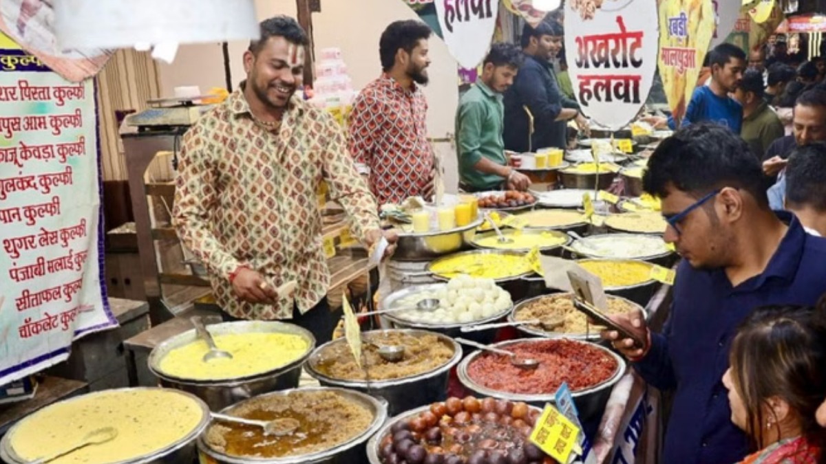 इंदौरियों के लिए खुशखबरी, सराफा में नहीं हटेंगी चौपाटी की दुकानें, 10 बजे से लगेगी खान पान की दुकानें