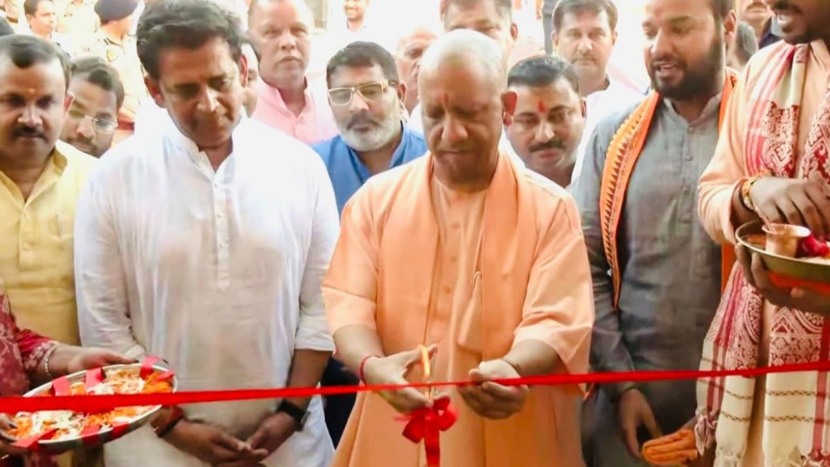 गोरखपुर को सीएम योगी का तोहफा, मानबेला और राप्तीनगर में नए मंडपम का किया लोकार्पण