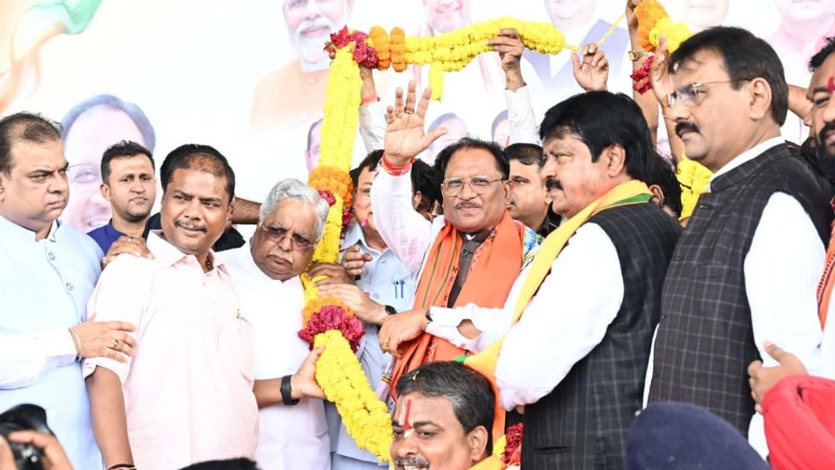 जापान और दक्षिण कोरिया के सफल विदेश दौरे से वापस लौटे मुख्यमंत्री विष्णु देव साय