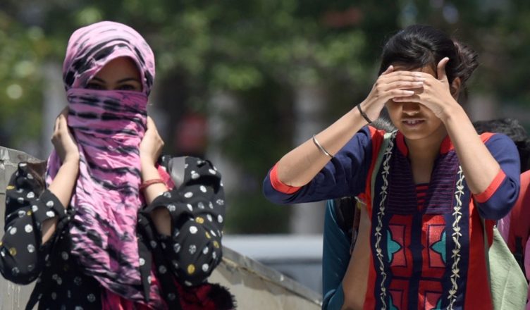 उत्तर प्रदेश में फिर उमस और गर्मी देगी दस्तक, मौसम विभाग में दी चेतावनी