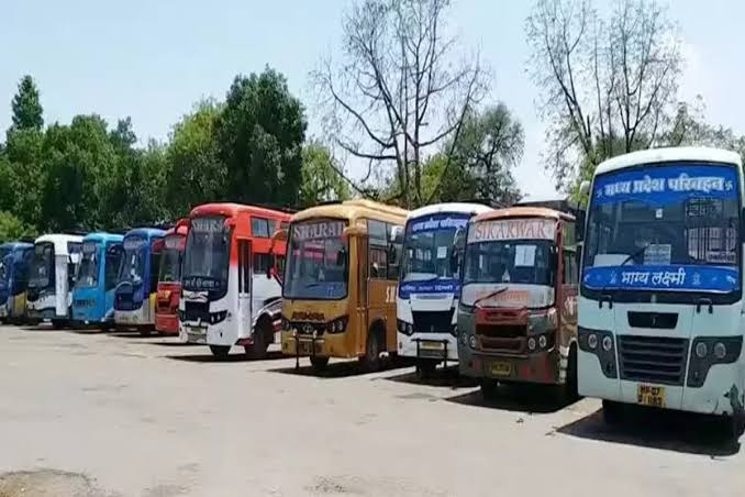 अब बिना परमिट वाली बसों पर होगी सख्त कार्रवाई, प्रति सीट पर लगेगा भारी जुर्माना, वाहन छुड़ाना भी होगा मुश्किल