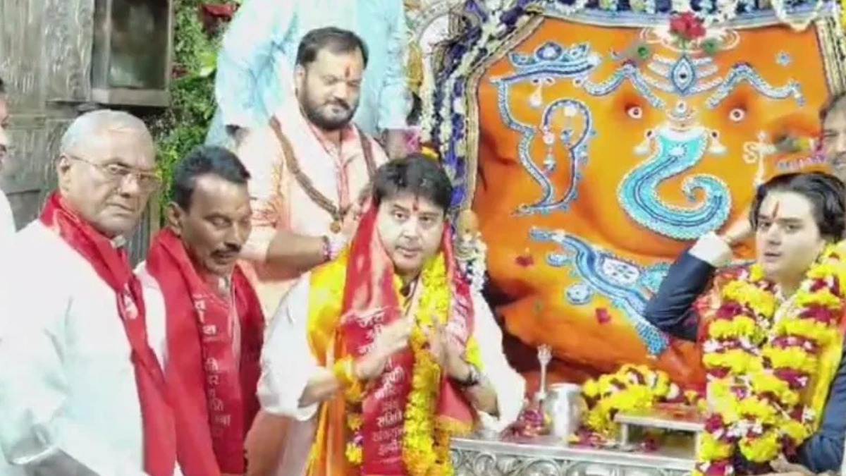 महाआर्यमन सिंधिया बने MPCA के सबसे युवा अध्यक्ष, कार्यकारिणी घोषित होने से पूर्व किए खजराना गणेश के दर्शन