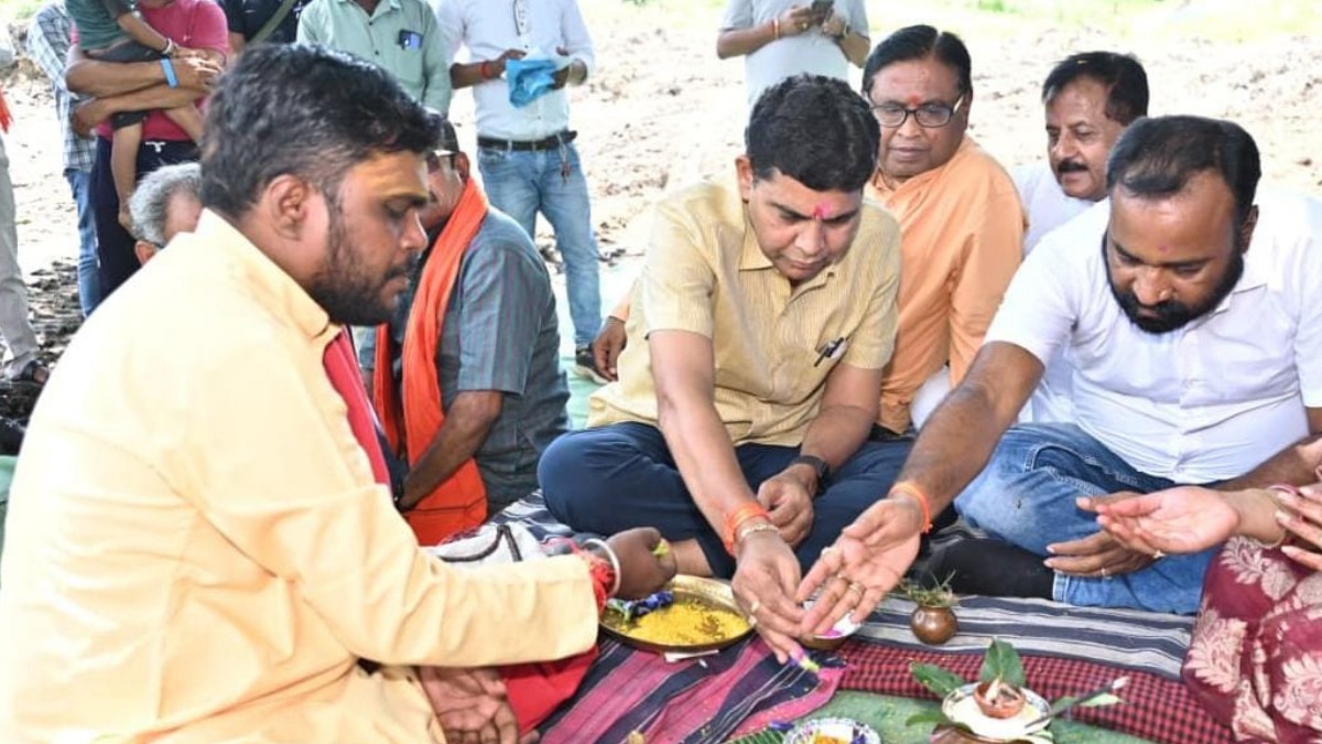 महिलाओं के सशक्तिकरण के लिए महतारी सदन निभाएगा महत्वपूर्ण भूमिका-राजस्व मंत्री टंक राम वर्मा