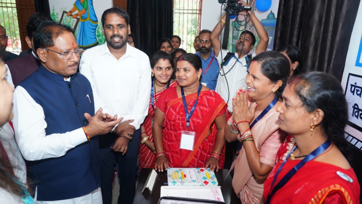 छत्तीसगढ़ को महिला केन्द्रित विकास का मॉडल बनाने वाली योजना महतारी सदन : सीएम विष्णु देव साय