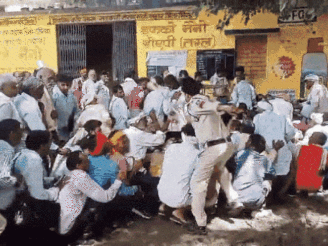 मध्यप्रदेश में खाद वितरण में अव्यवस्था और किसानों की परेशानियां