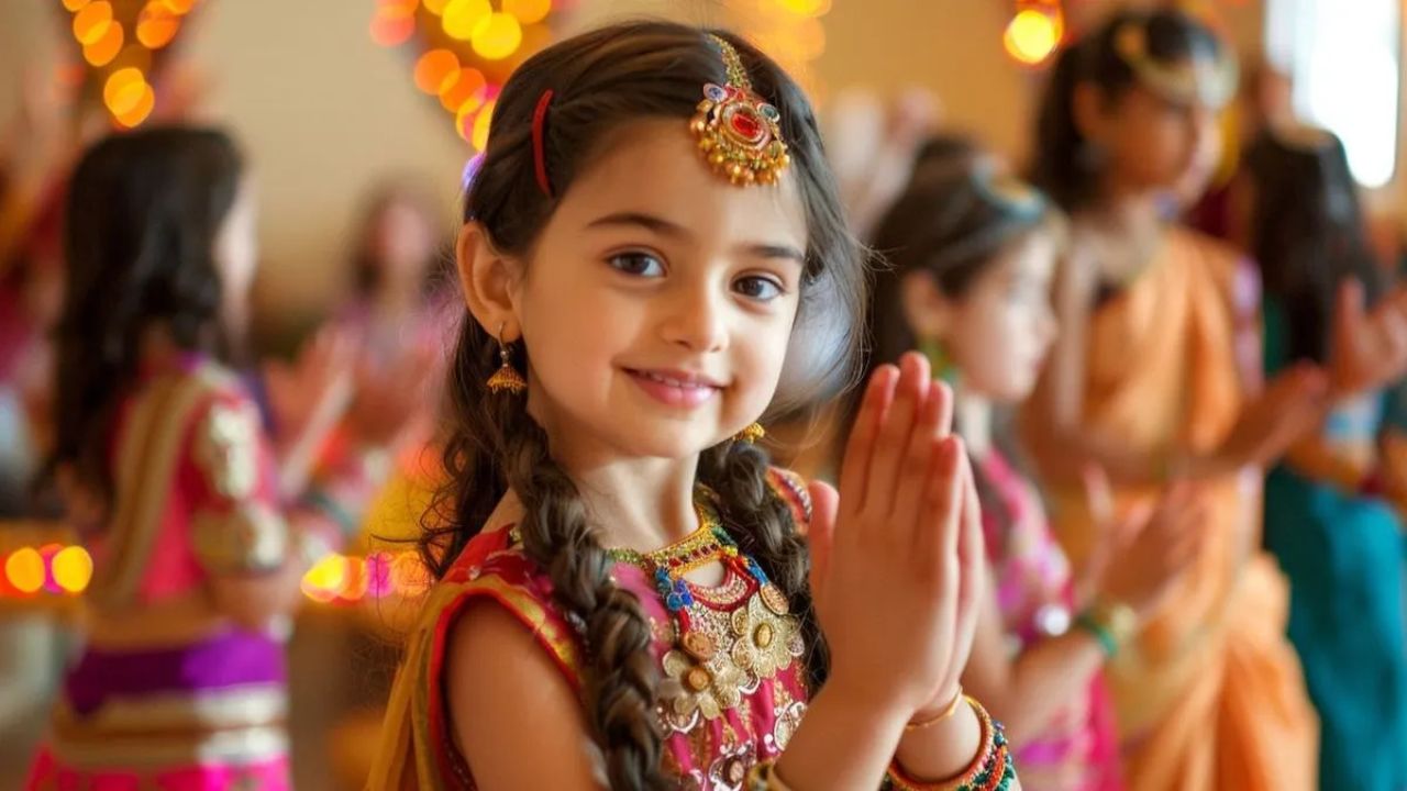 कन्या पूजन के बाद दक्षिणा देने का क्यों है महत्व? जानें धार्मिक और आध्यात्मिक कारण