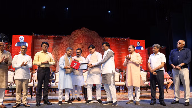 अनपढ़ को ज्ञानी बनाती है हिंदी वर्णमाल, मातृभाषा अनुष्ठान कार्यक्रम में बोले सीएम मोहन यादव, इस खास अभियान का किया शुभारंभ