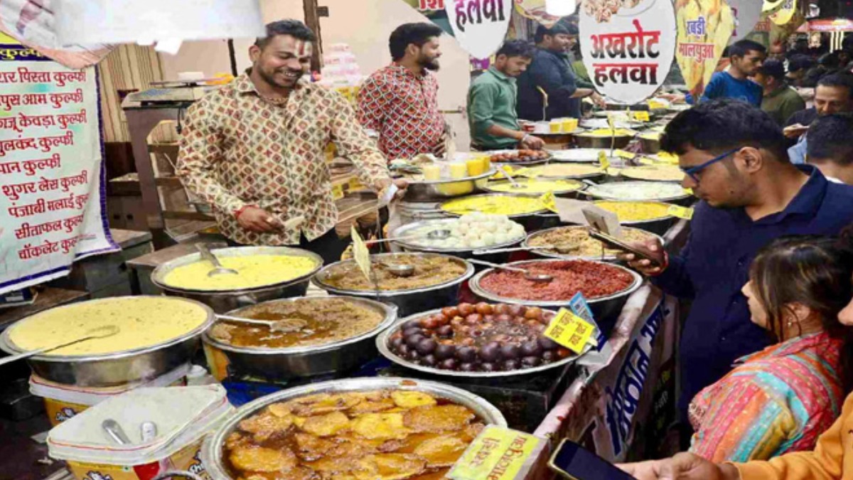दिवाली की रौनक में दबा सराफा विवाद, अब तक नहीं हो पाई व्यापारियों और प्रशासन की बैठक