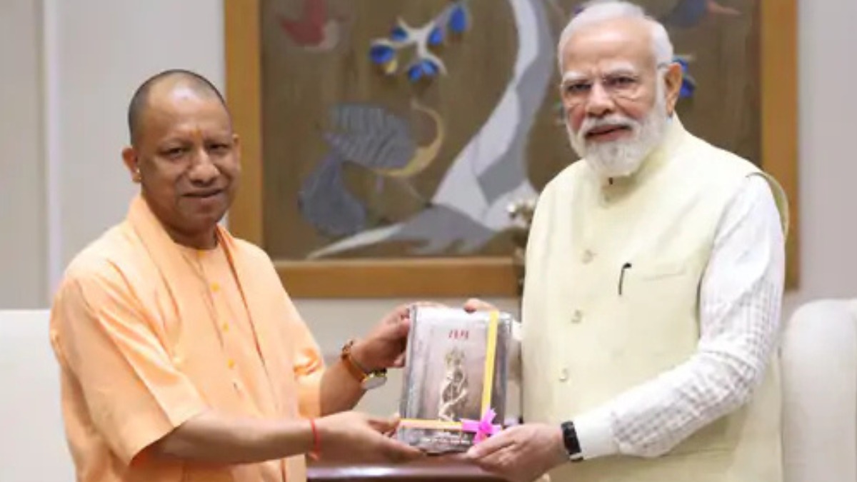 दिल्ली दौरे पर सीएम योगी, प्रधानमंत्री मोदी से मुलाकात कर जेवर एयरपोर्ट के लोकार्पण के लिए किया आमंत्रित