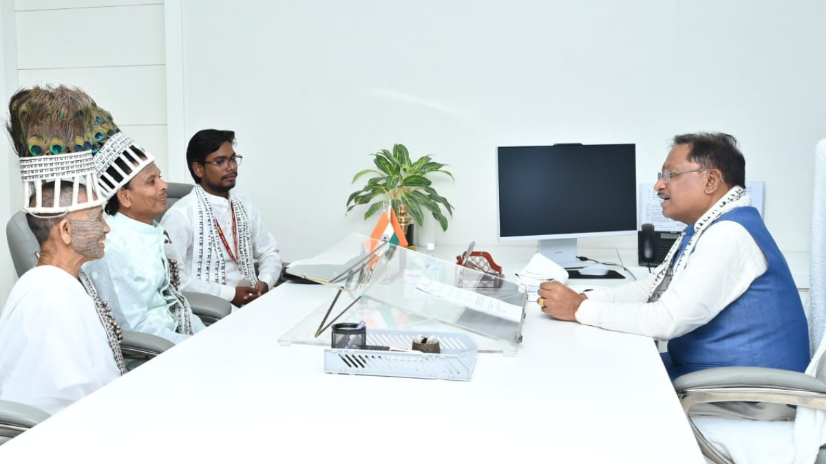 मुख्यमंत्री साय से अखिल भारतीय रामनामी महासभा के प्रतिनिधियों ने की सौजन्य भेंट