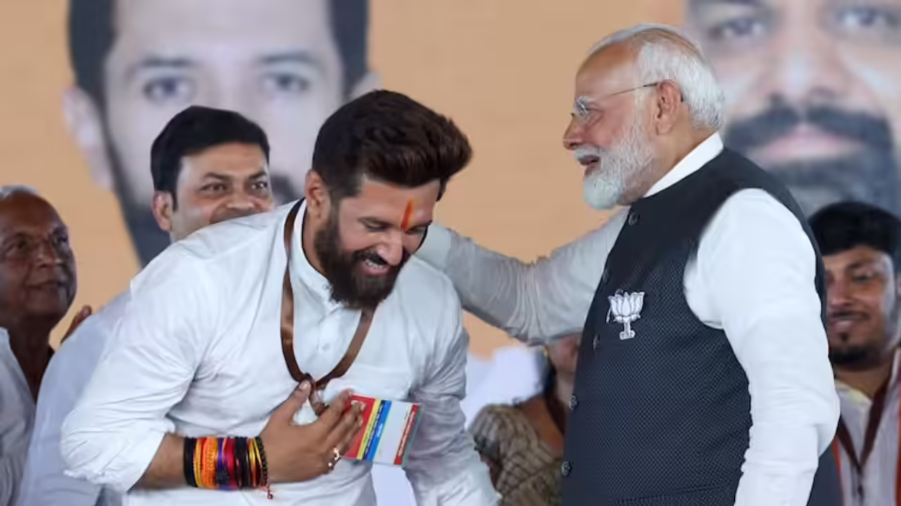 बिहार चुनाव में मोदी के ‘हनुमान’ Chirag Paswan की लोक जनशक्ति पार्टी का क्या है हाल? यहां देखें रिजल्ट