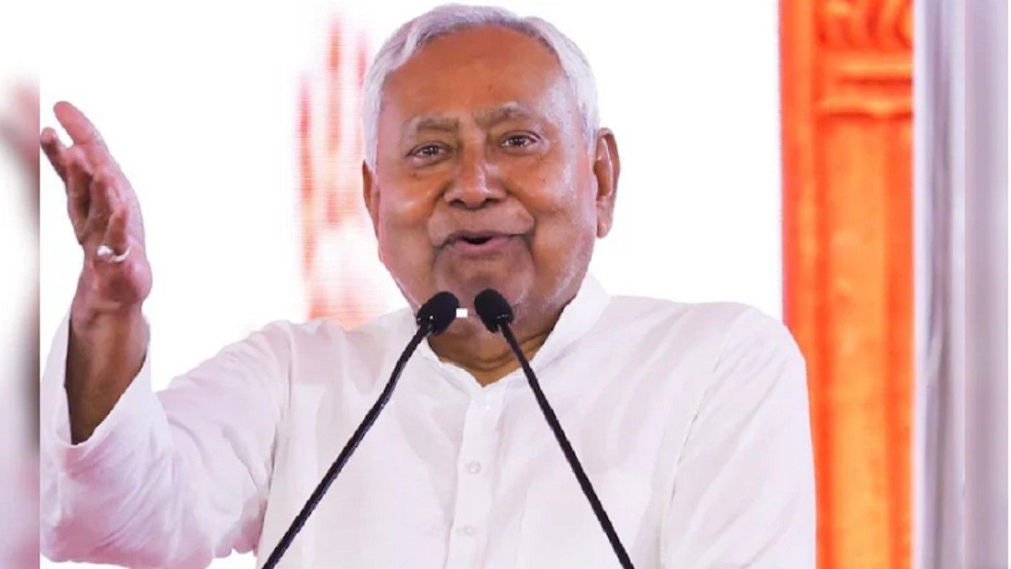 नीतीश कुमार ने रचा नया इतिहास, दसवीं बार संभाली मुख्यमंत्री पद की कमान