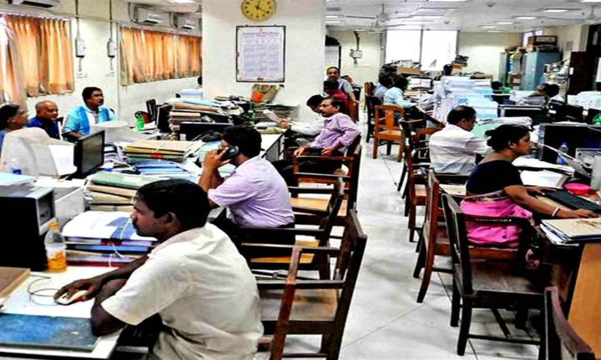 कर्मचारियों के लिए बड़ी खुशखबरी, एमपी में 24 साल पुराना नियम होगा खत्म