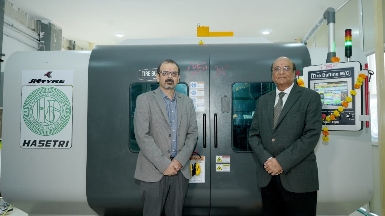 जेके टायर ने नैट्रैक्स, पिथमपुर में भारत की पहली ‘टायर बफिंग और ग्राइंडिंग मशीन’ (वेट ग्रिप ऑन वॉर्न टायर) का उद्घाटन किया
