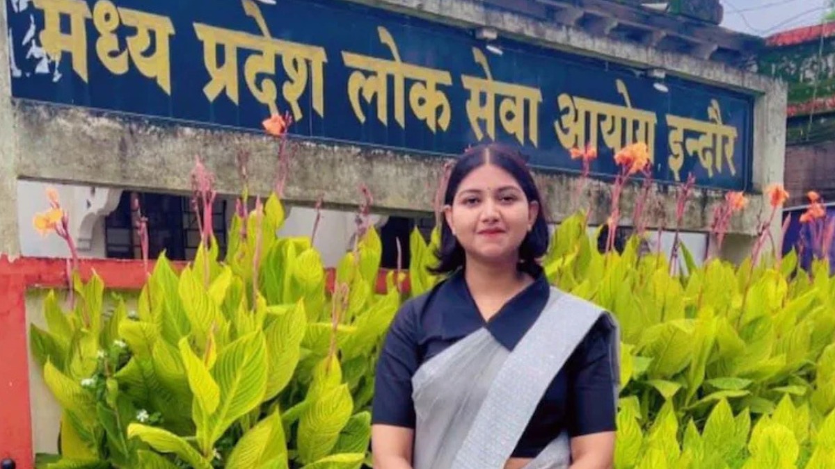MPPSC में पहले ही प्रयास में मिली बड़ी सफलता, गुना सरपंच की बेटी मोनिका धाकड़ बनीं डीएसपी