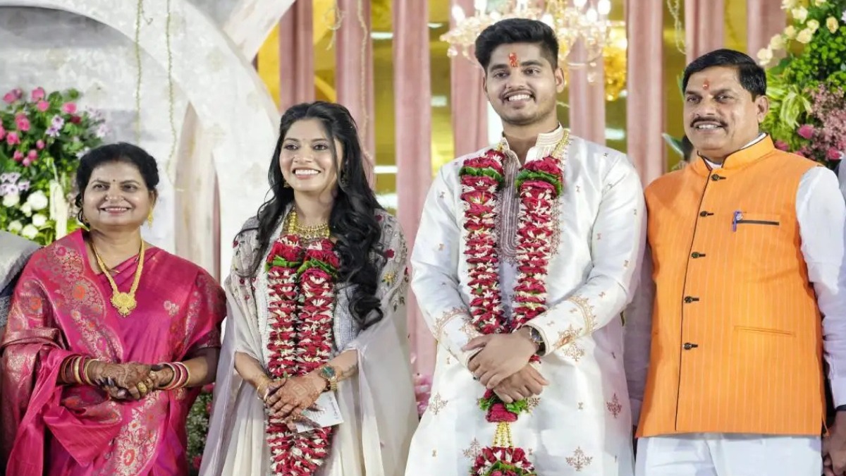कौन है Dr Ishita Yadav? सीएम मोहन यादव की होने वाली बहू, सादगी से होगी शादी, जानें कितनी पढ़ी लिखी है अभिमन्यु की दुल्हन