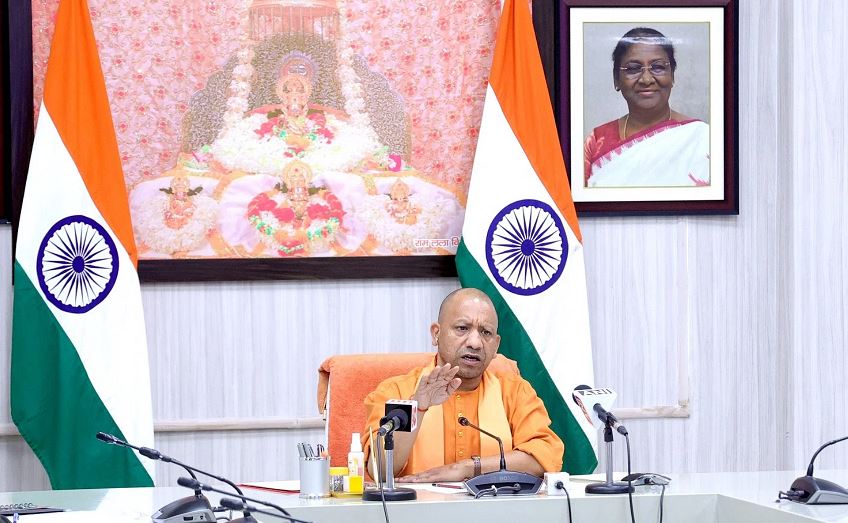 यूपी के इस जिलें में लगेगा खिचड़ी मेला, सीएम योगी ने अधिकारियों को जल्द तैयारी पूरी करने के दिए निर्देश