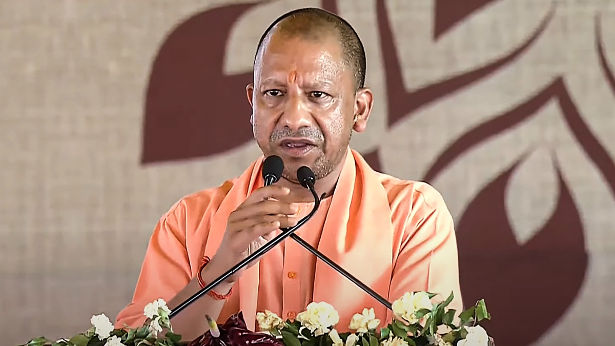 यूपी सरकार ने किया बड़ा प्रशासनिक फेरबदल, प्रदेश में पांच आईएएस और चार पीसीएस अधिकारियों के हुए तबादले