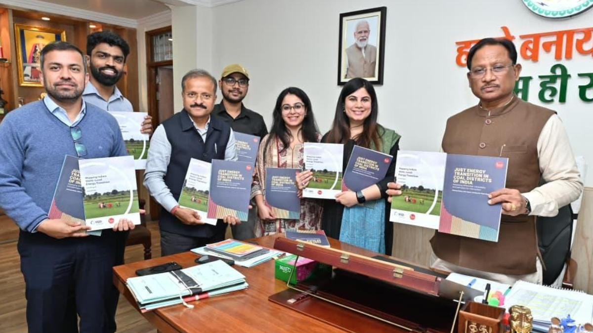 मुख्यमंत्री विष्णु देव साय ने आईआईएसडी–स्वनिति इनिशिएटिव की ‘मैपिंग इंडियाज स्टेट लेवल एनर्जी ट्रांज़िशन: छत्तीसगढ़’ रिपोर्ट का किया विमोचन