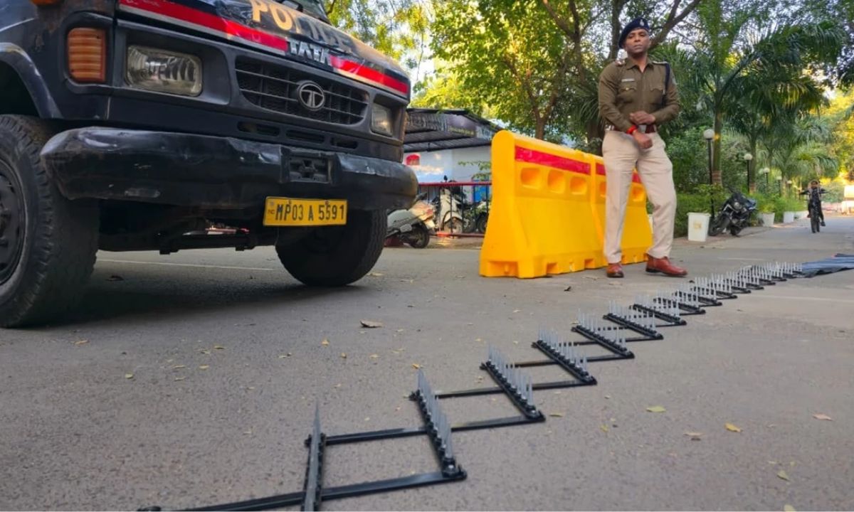 इंदौर पुलिस होगी एडवांस, इजराइल की तर्ज पर स्पाइक स्ट्रिप का करेगी इस्तेमाल, आसानी से रोकेगी संदिग्ध वाहन