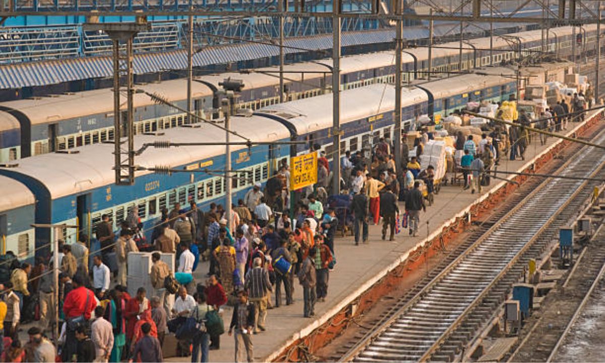 मध्यप्रदेश के 5 ऐतिहासिक रेलवे स्टेशन, जहां से देश के हर कोने में जाती है ट्रैन
