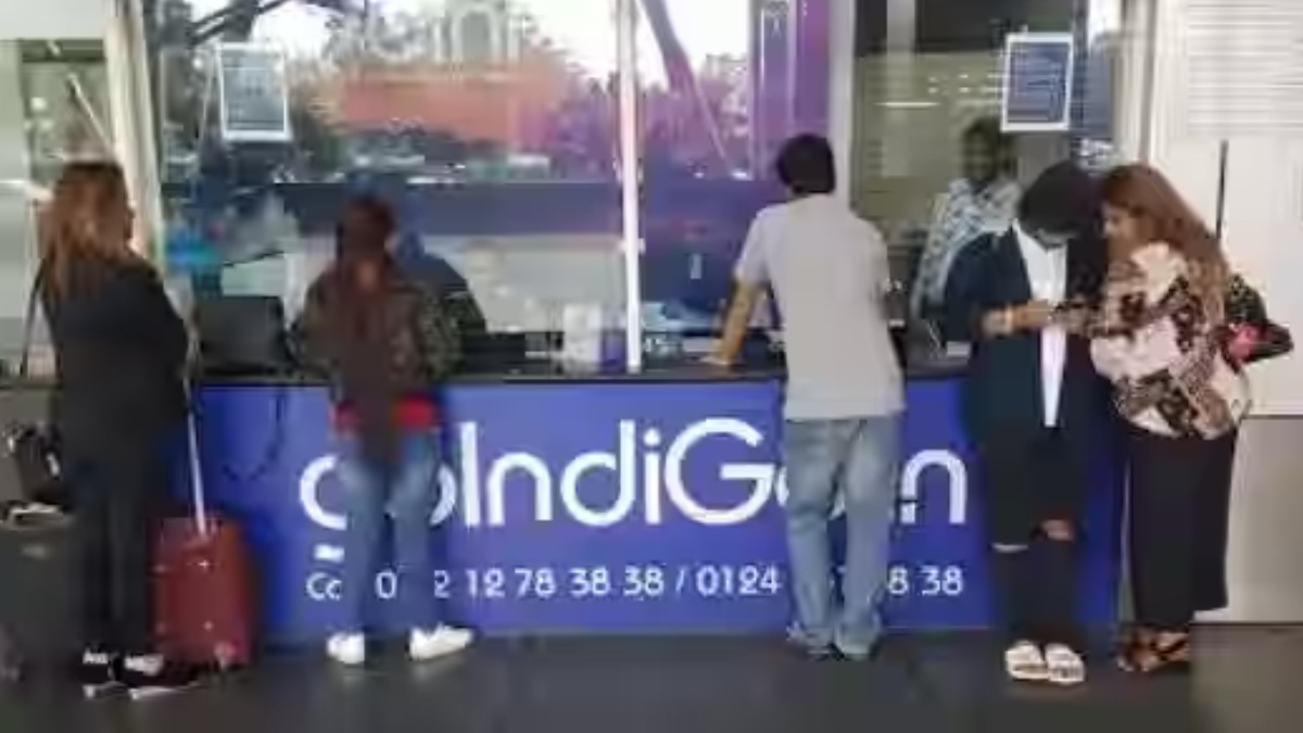 इंदौर एयरपोर्ट पर हंगामा, Indigo की 26 उड़ानें हुई रद्द, 36 हजार पहुंचा दिल्ली का किराया