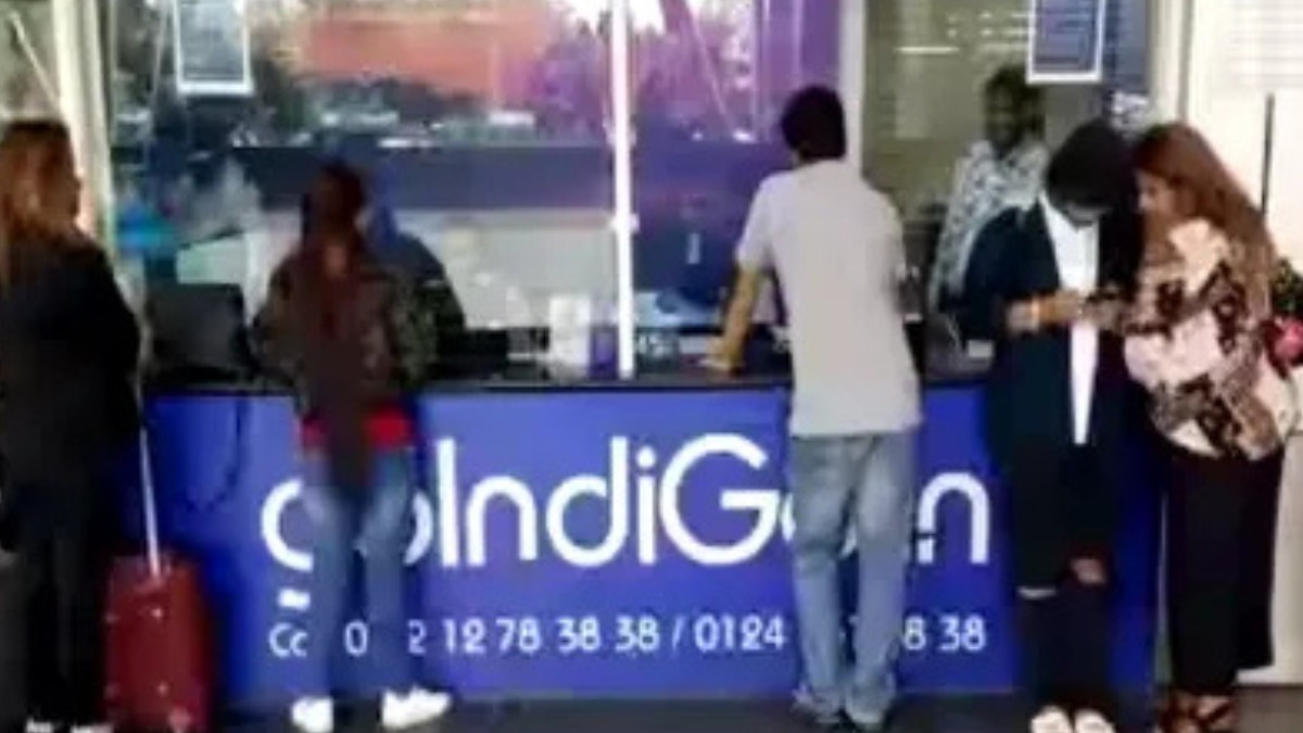 उड़ानें रद्द होने से यात्री हो रहे परेशान, Indore एयरपोर्ट पर किया हंगामा, सोमवार से स्थिति सामान्य होने की उम्मीद